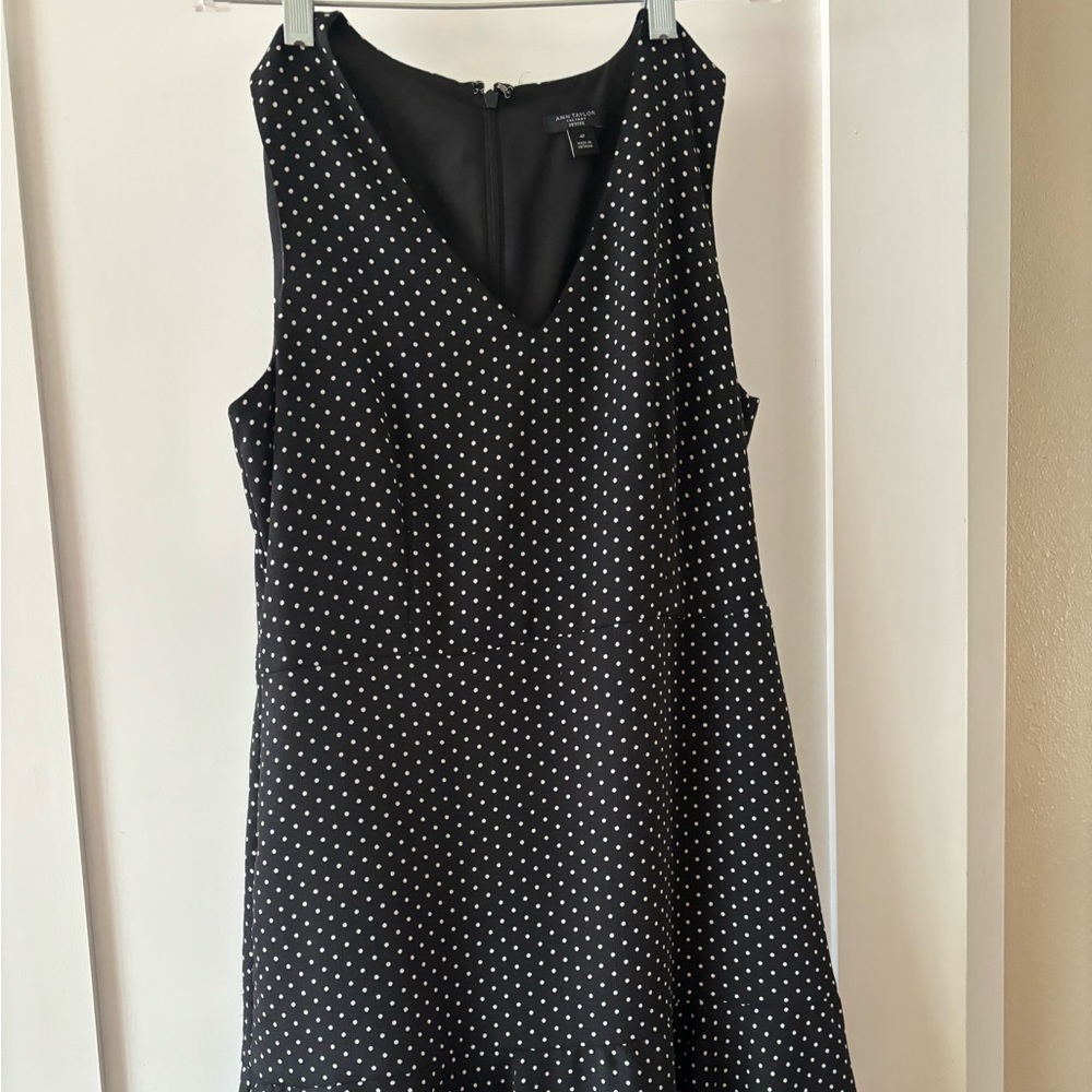 Ann Taylor Factory Petites 4 sheath dress two tiered ruffle black polka dot